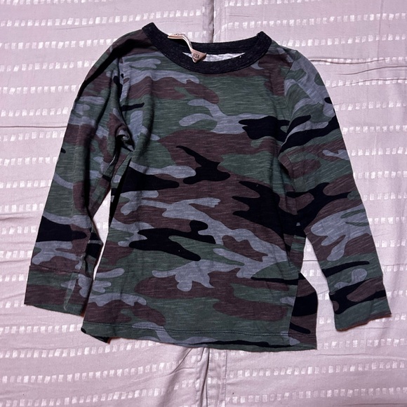 Childhoods Boys Lot of Long Sleeve T-shirts - Picture 4 of 8